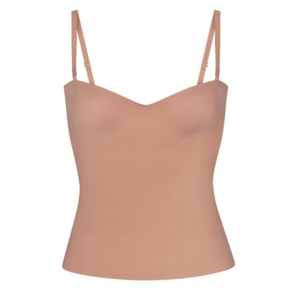 Skims contour top